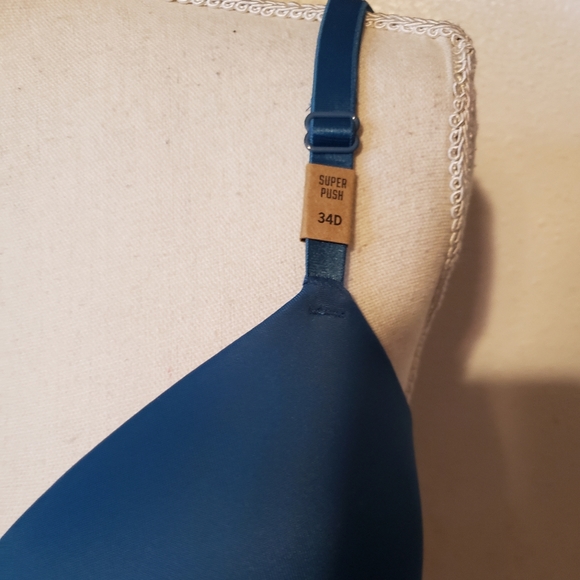 Pink Victoria's Secret  Wear Everywhere  Super Push-up  Bra - Picture 2 of 7